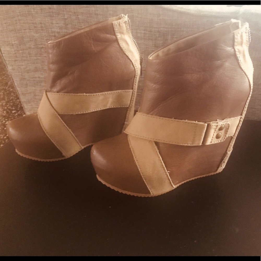 Aldo platform short moto booties